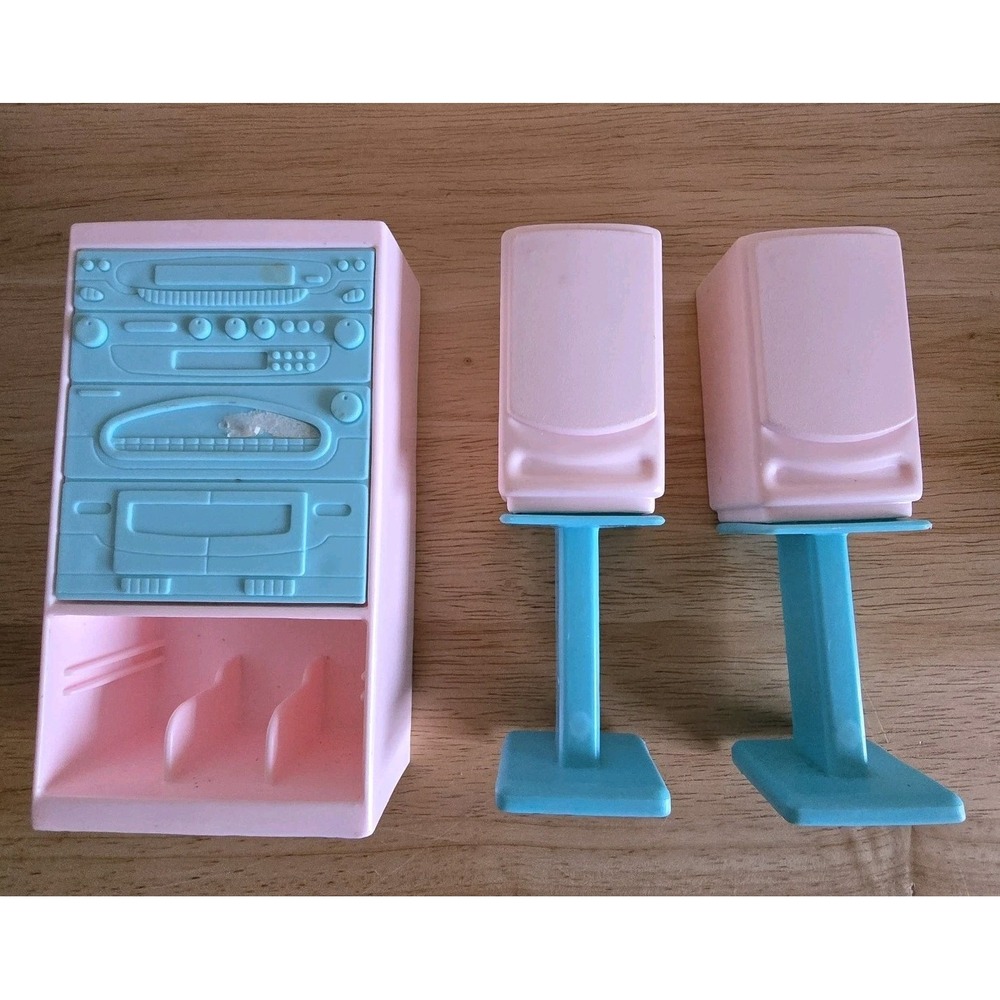 Barbie  Pink Stereo And‎ 2 Speakers Blue Stands Plastic Dream House Vintage